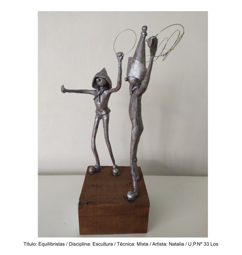 titulo-equilibristas-disciplina-escultura-tecnica-mixta-artista-paz-upn-33-los-hornos
